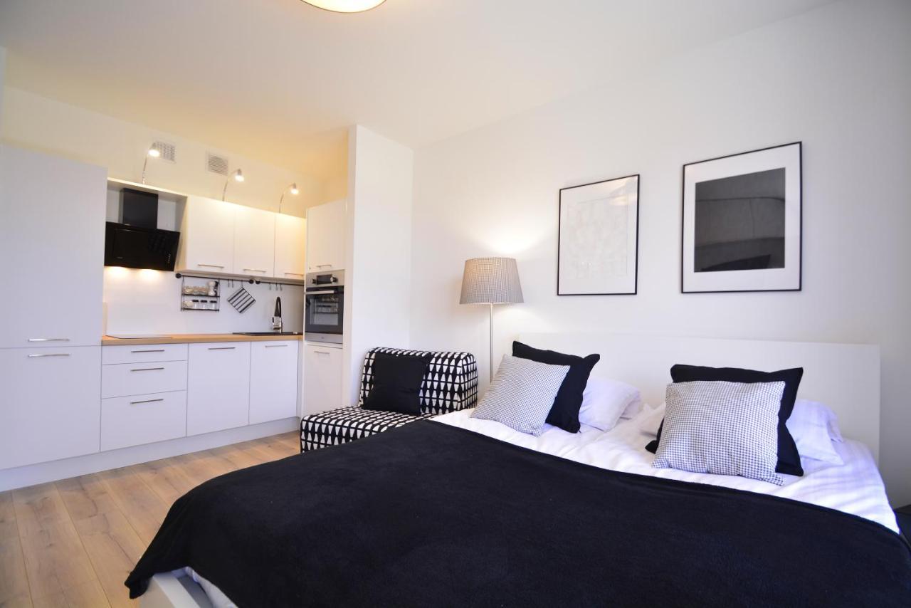 Apartamenty Bryza-Matejki 1B-Parking Свиноуйсьце Экстерьер фото