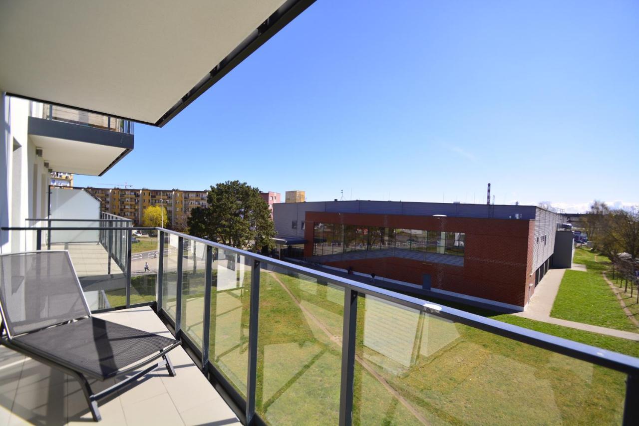 Apartamenty Bryza-Matejki 1B-Parking Свиноуйсьце Экстерьер фото