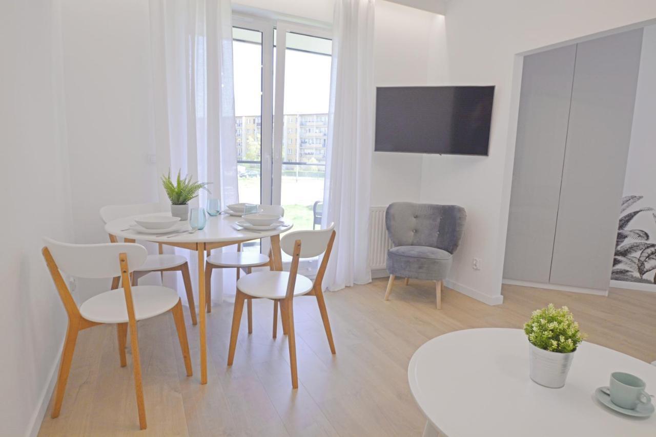 Apartamenty Bryza-Matejki 1B-Parking Свиноуйсьце Экстерьер фото