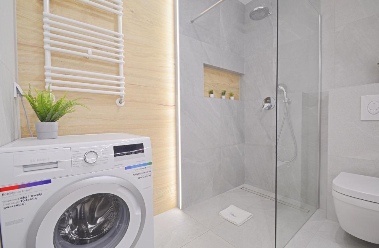 Apartamenty Bryza-Matejki 1B-Parking Свиноуйсьце Экстерьер фото