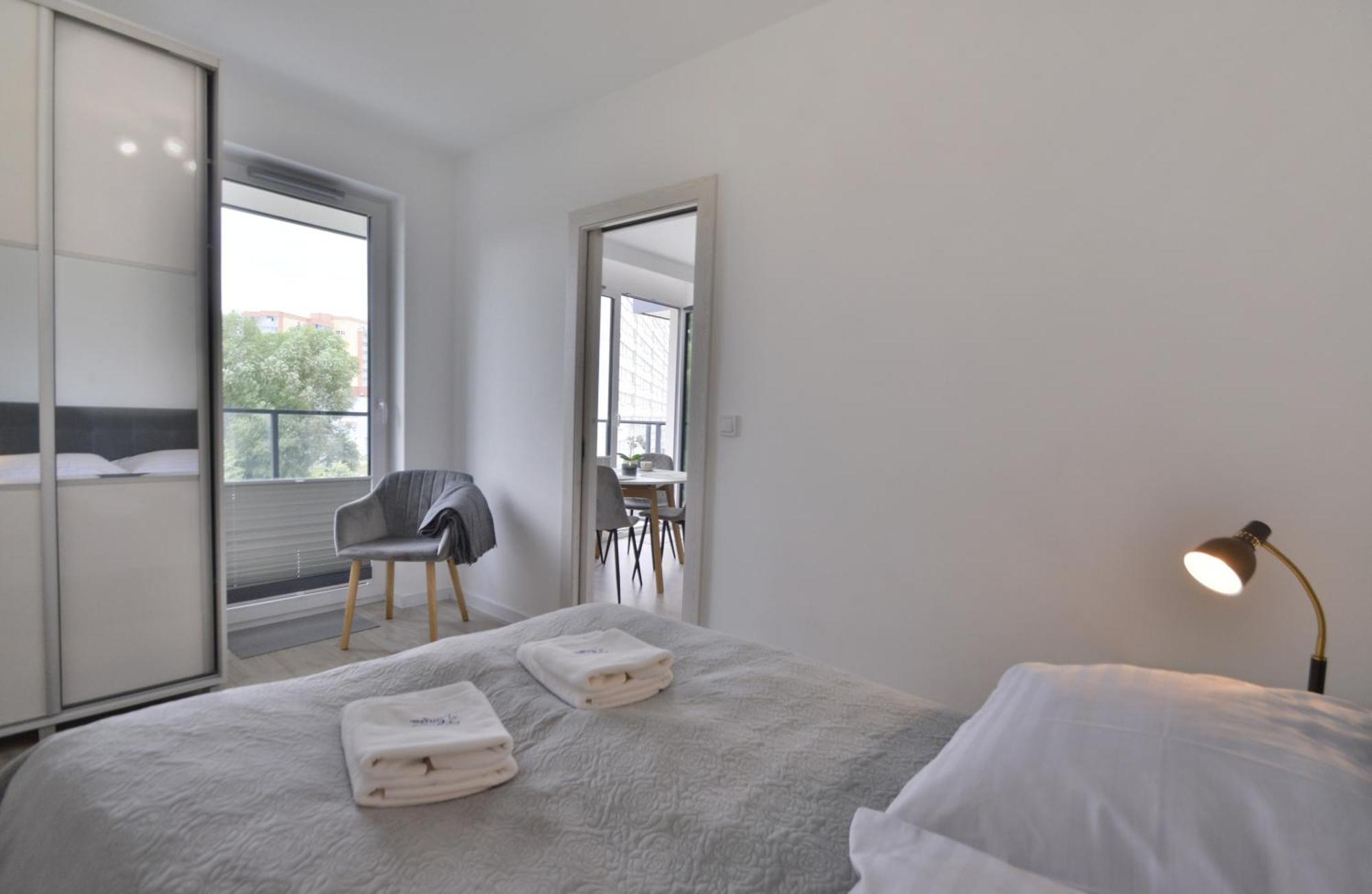 Apartamenty Bryza-Matejki 1B-Parking Свиноуйсьце Экстерьер фото