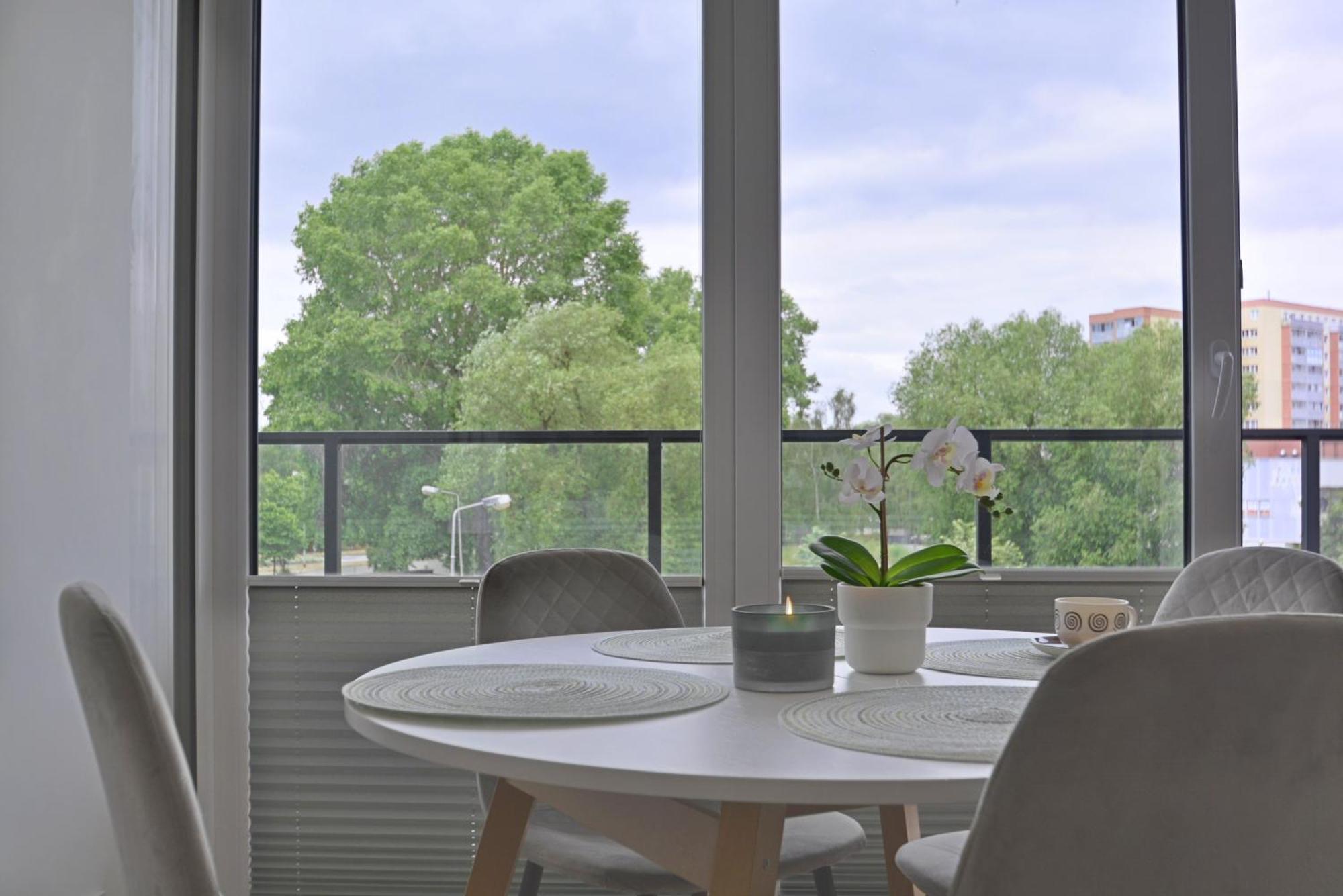 Apartamenty Bryza-Matejki 1B-Parking Свиноуйсьце Экстерьер фото