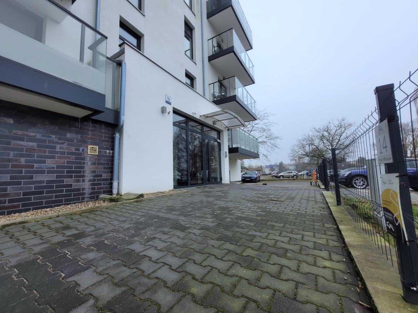 Apartamenty Bryza-Matejki 1B-Parking Свиноуйсьце Экстерьер фото